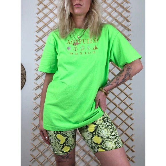 Lime Green Vintage Mexico Graphic Tee - Picture 3 of 5